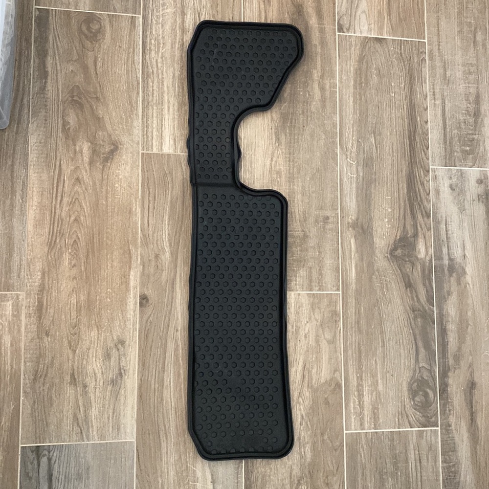Land Rover weather floor mat - Picture 2 of 4